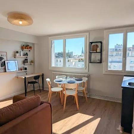 Apartment L'andrea - Free Parking - Center Clermont-Ferrand